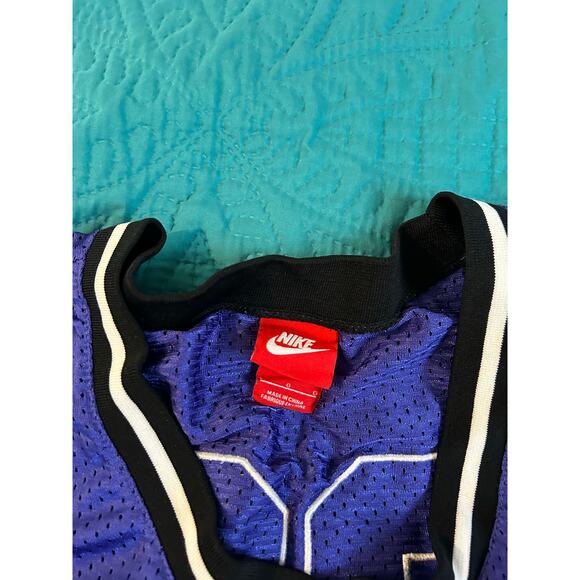 Nike Air Men's Large Basketball Jersey Purple Black White Stitched Breathable - Picture 5 of 5